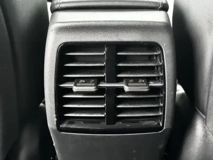 Photo 19 Kia Niro  EV Electrique 204 ch