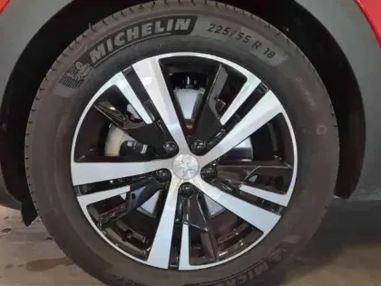 Photo 8 Peugeot 3008  Hybrid 225 e-EAT8