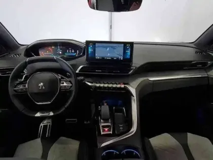 Photo 11 Peugeot 3008  Hybrid 225 e-EAT8