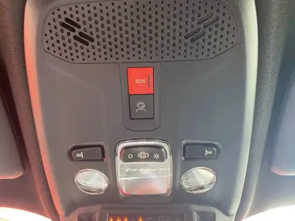 Photo 18 Peugeot 2008  Hybrid 145 e-DCS6