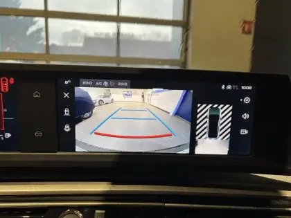 Photo 16 Peugeot 3008  Hybrid 145 e-DCS6