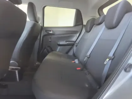 Photo 7 Suzuki Swift  1.2 Dualjet Hybrid