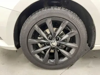 Photo 5 Skoda Fabia  1.0 TSI 95 ch BVM5