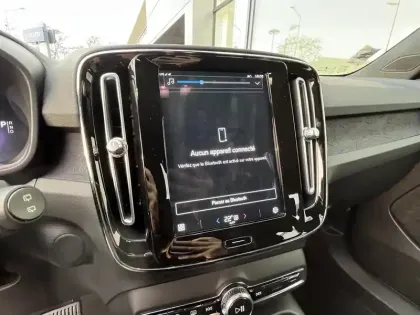 Photo 18 Volvo Xc40  Recharge 231 ch 1EDT