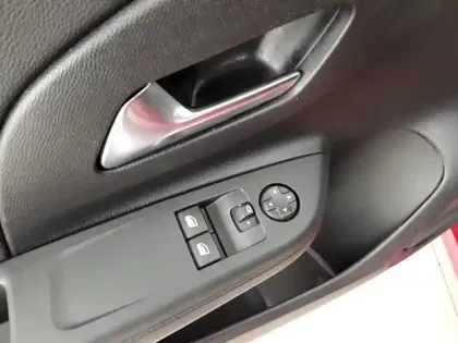 Photo 23 Opel Corsa  1.2 Turbo 100 ch BVM6