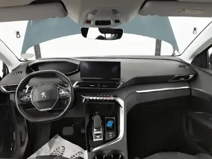 Photo 69 Peugeot 3008  Hybrid 225 e-EAT8