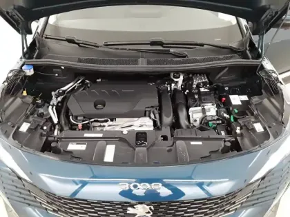 Photo 60 Peugeot 3008  Hybrid 225 e-EAT8