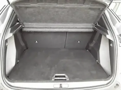 Photo 5 Peugeot 2008  Electrique 136 ch