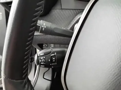 Photo 20 Peugeot 2008  Electrique 136 ch