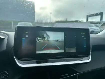 Photo 14 Peugeot 2008  Electrique 136 ch