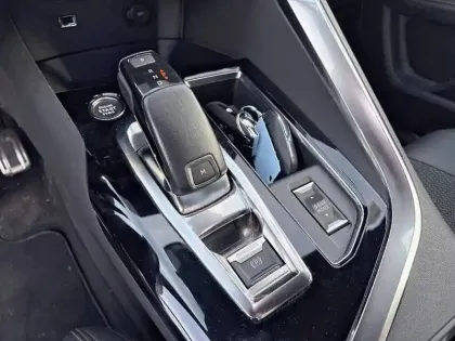 Photo 13 Peugeot 3008  BlueHDi 130ch S&S EAT8