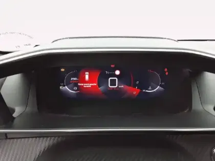 Photo 9 Peugeot 2008  PureTech 130 S&S BVM6