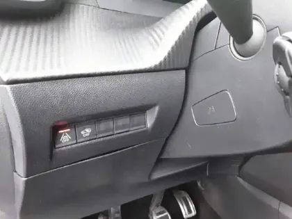 Photo 25 Peugeot 2008  PureTech 130 S&S BVM6