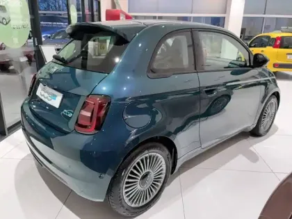 Photo 52 Fiat 500  e 95 ch