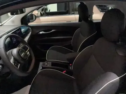 Photo 39 Fiat 500  e 95 ch