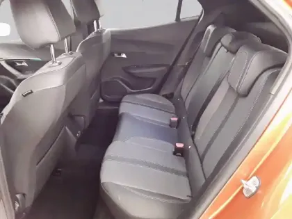 Photo 31 Peugeot 2008  BlueHDi 130 S&S EAT8