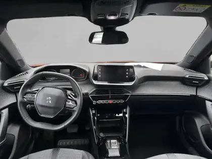 Photo 7 Peugeot 2008  BlueHDi 130 S&S EAT8