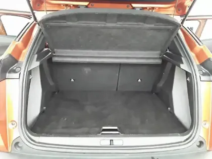 Photo 25 Peugeot 2008  BlueHDi 130 S&S EAT8