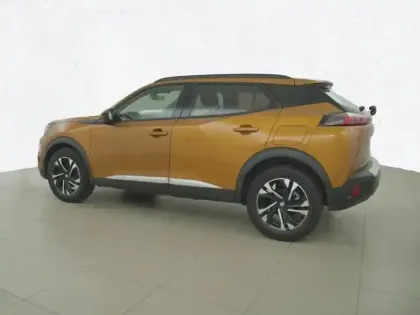 Photo 66 Peugeot 2008  BlueHDi 130 S&S EAT8