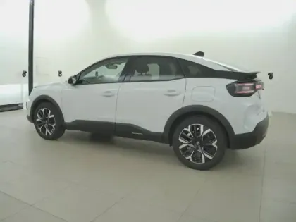 Photo 70 Citroën C4  Hybride 136 e-DCS6