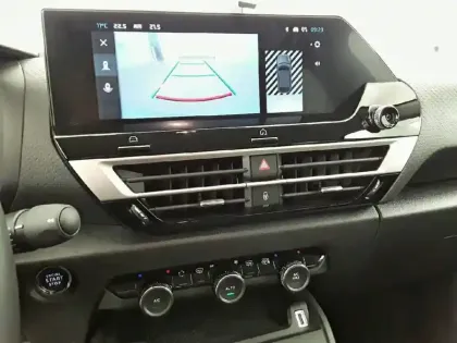 Photo 17 Citroën C4  Hybride 136 e-DCS6