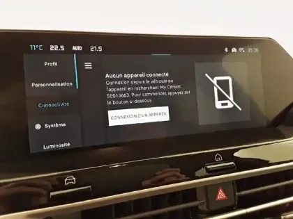 Photo 21 Citroën C4  Hybride 136 e-DCS6