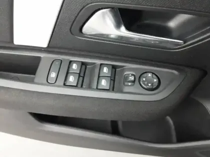 Photo 6 Citroën C4  Hybride 136 e-DCS6