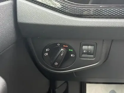 Photo 14 Volkswagen Taigo  1.0 TSI 110 DSG7