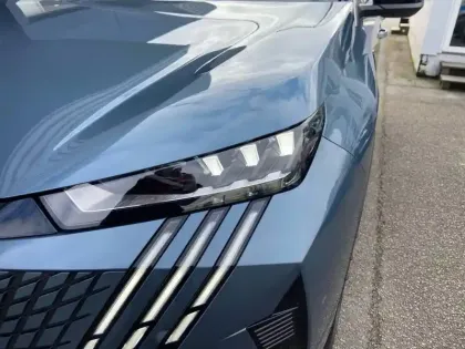 Photo 36 Peugeot 3008  Hybrid 145 e-DCS6