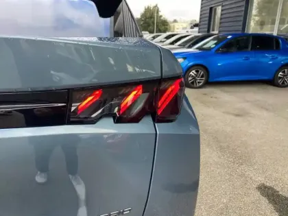 Photo 10 Peugeot 3008  Hybrid 145 e-DCS6