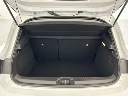 Photo 20 Renault Clio  E-Tech full hybrid 145