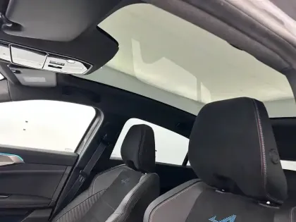 Photo 20 Renault Rafale  E-Tech full hybrid 200ch