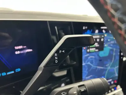 Photo 12 Renault Rafale  E-Tech full hybrid 200ch