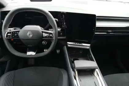 Photo 8 Renault Rafale  E-Tech full hybrid 200ch