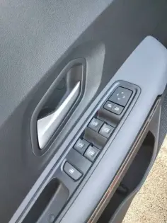 Photo 10 Dacia Jogger  Hybrid 140 7 places GSR2