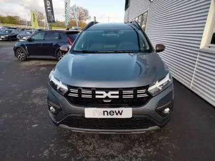 Photo 7 Dacia Jogger  Hybrid 140 7 places GSR2