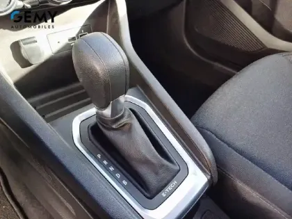 Photo 11 Renault Clio  E-Tech 140 - 21N