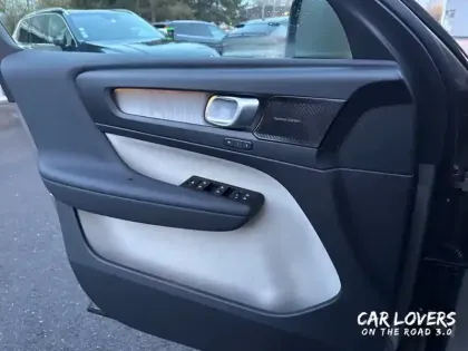 Photo 26 Volvo Xc40  T5 Recharge 180+82 ch DCT7