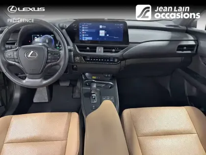 Photo 37 Lexus UX  300h 2WD