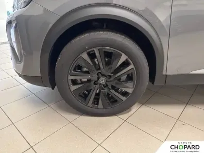 Photo 21 Peugeot 2008  Hybrid 145 e-DCS6