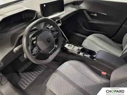 Photo 13 Peugeot 2008  Hybrid 145 e-DCS6