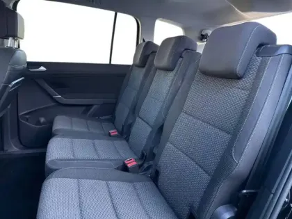 Photo 13 Volkswagen Touran  2.0 TDI 150 DSG7 7pl