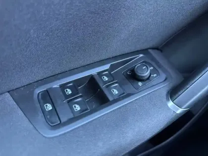 Photo 22 Volkswagen Touran  2.0 TDI 150 DSG7 7pl