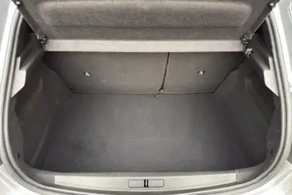 Photo 12 Peugeot 208  Electrique 50 kWh 136ch