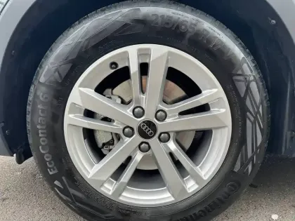 Photo 8 Audi Q3  35 TFSI 150 ch S tronic 7