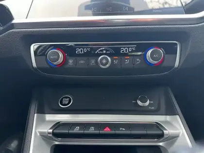 Photo 23 Audi Q3  35 TFSI 150 ch S tronic 7