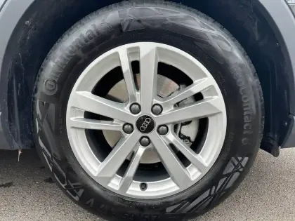 Photo 11 Audi Q3  35 TFSI 150 ch S tronic 7