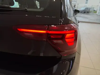 Photo 15 Volkswagen Polo  1.0 MPI 80 S&S BVM5