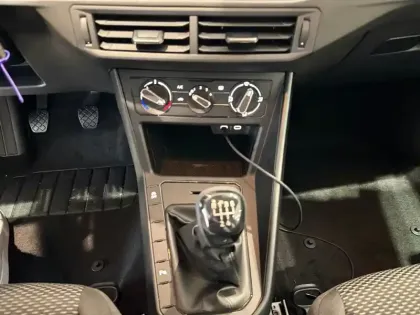 Photo 12 Volkswagen Polo  1.0 MPI 80 S&S BVM5