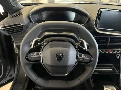 Photo 14 Peugeot 2008  Hybrid 145 e-DCS6